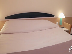 Lilie Et Step son Mari Veulent Une Video Ou Elle Se Fait Defoncer Le Cul En Gangbang 15 Min