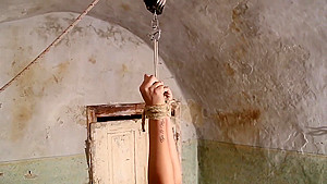 Luna in south american prison 2