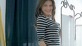 Lusting at sexy 18 year old Harper, this guy gave her the best virgin sex ever