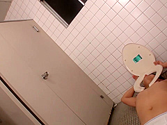 ドSの女子校ととM男の変態プレイを撮影したエロ動画