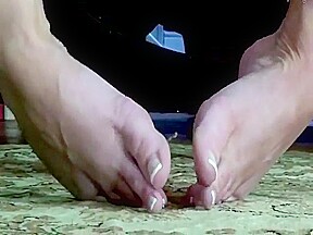 MILF foot fetish videoMILF footfetish video