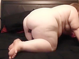 Malacyn bbw dildos her chubby cunt 8