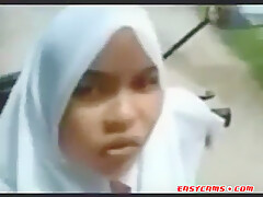 Malay- Tudung Atas Moto