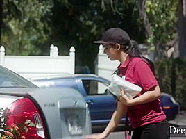 Markus Dupree And Gina Valentina - Gets More Than A Tip