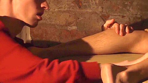 Massage Danny Montero And Ashton Bradley