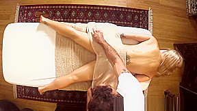 Massage loving beauty pussyfucked by masseur