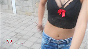 Me Follo A Una Chica Despues De Que Pierde Un Reto - Porno En Espanol