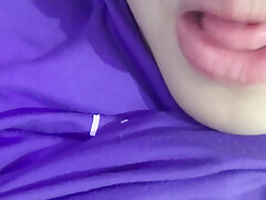 Meeee Showing My Natural Tits
