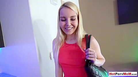 Milf Stepmom Lures Me Into Sex But We Almost Got Caught With Aaliyah Love