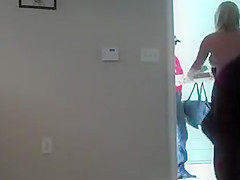 Milf exposes her naked body to delivery person