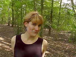 Milf im park mit wichse in der fresse!