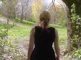 Milf im park mit wichse in der fresse!