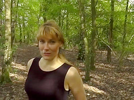 Milf im park mit wichse in der fresse!
