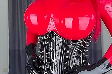 Miss Fetilicious - Lounge Girl On Fetiliciousfans com