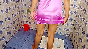 Muslim Aunty Late Night Pissing Show After Sex With Lover