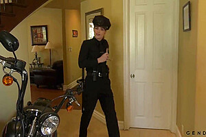 Natalie Mars - Hot Trans Cop Dickd Down By Scared Hunk
