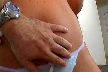 NextDoorAmateur Video: Bella Cole