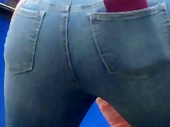 Nice Candid Jeans Ass with Pantyline