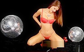 Nicky Nasty Liebt Highheels