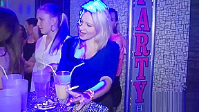 Nightclub orgy session featuring luscious starlets