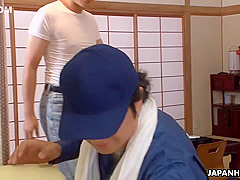 Nozomi Koizumi Blows A Colleague On The Job