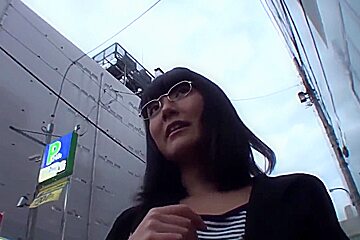 Okax-654 おぢさんが気持ちいいコト教えてあげるよ 絶対嫌なハズなのに感じちゃう敏感ワレメいじり12人4