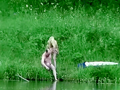 Older guy fucks a teen 18+ girl by the river