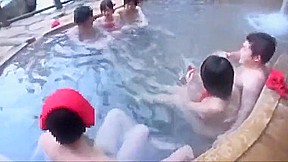 Open-air mixed hot spring resort
