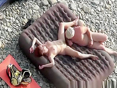 Oral sex anf fuck at beach