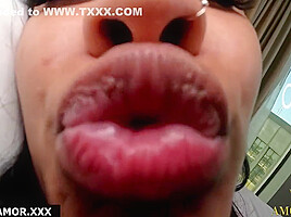 Orders Sexy Male Sex Worker With Reina Heart