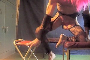 Orgasm and feet