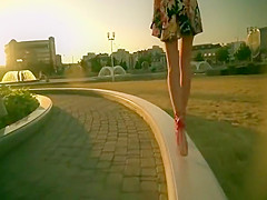 PERFECT FEET IN EXTREME HIGH HEELS