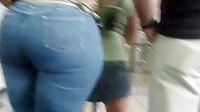 PHAT ASS IN JEANS