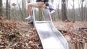 PISS PISSING (2)