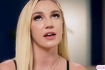 Petite Babes Pussy Licking Lesbian Bff - Anna Claire Cloud, Kimora Quinn And Anna Claire Clouds