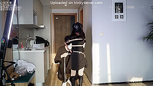 Playing With Chinese Girl In Panthose (vibed)