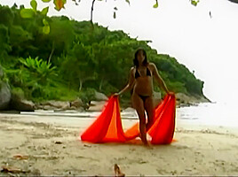 Pretty Brunette Sets Up A Romantic Place To Have Hot Anal Sex On The Beach