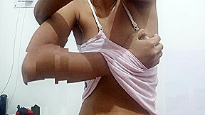 Pretty Cute Pinay Teen 18+ Playing