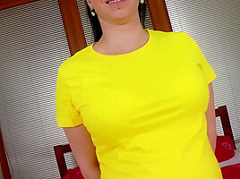 Pure Pregnant Disgust With Jarka - HeavyOnHotties