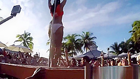 Pussy Twerking Pool Party Sluts