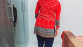 Rabia Bhabi Strip Nude Dance On Live Video Call For Client