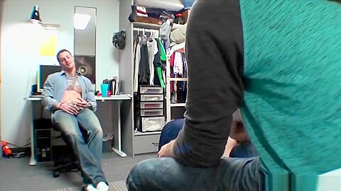 Reality Dudes - Str8 to gay dorm amatuers
