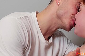 Rebeca Fox - Guy Fucks teen 18+ From Dating App