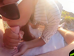 Risky Blowjob On Public Beach