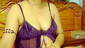 Rs 500 Wali Indian Maid