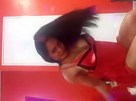 SAFADINHA DE LINGERIE VERMELHA NA LIVE