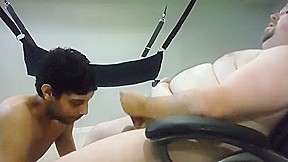 SUPERCHUB GETS DEEPTHROATED BY TWINK