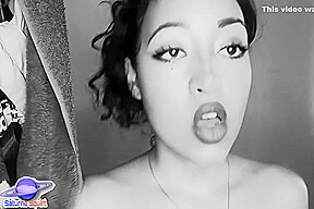 Saturno Squirt The Sexiest Latina Babe, She Real Witch Comes With Bdsm And Is Going To Dominate You