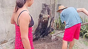 Sexo Com O Rapaz Que Contratei Um Rapaza Pra A Trabalhar No Quintal (trailler) (completo Red) 7 Min