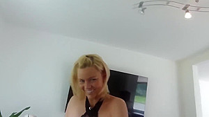 Sexy Blonde 3 Loecher Ficken mit Anal Creampie